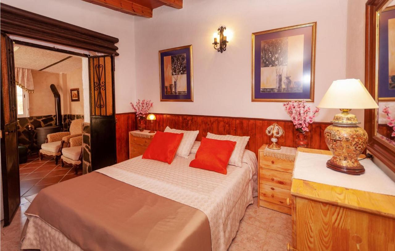 Awesome Home In Antequera With Wifi Eksteriør bilde